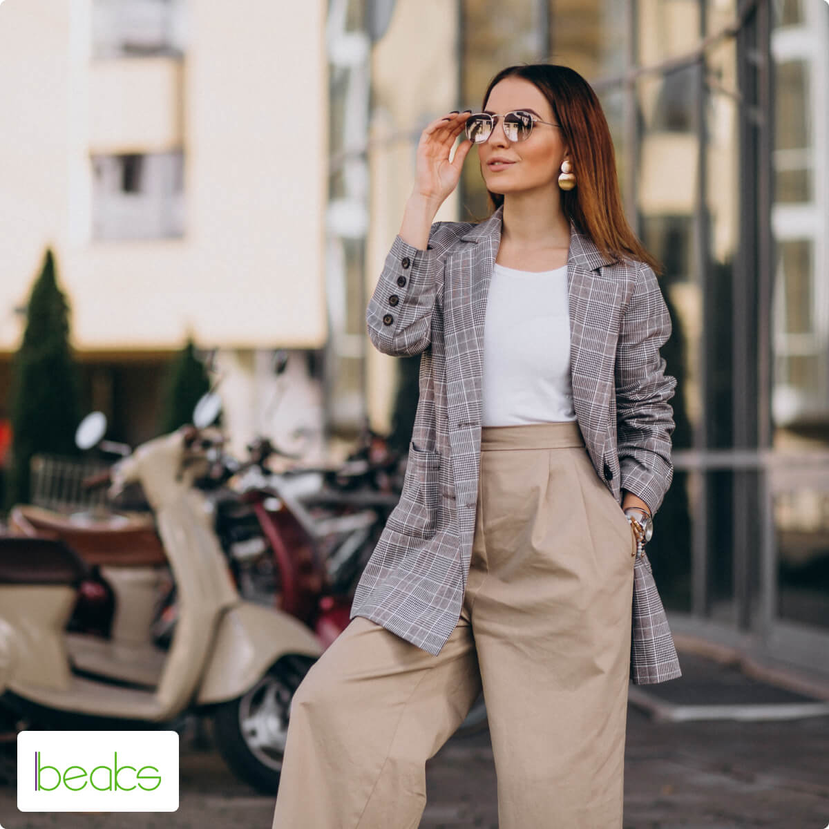 kleding sollicitatiegesprek vrouw